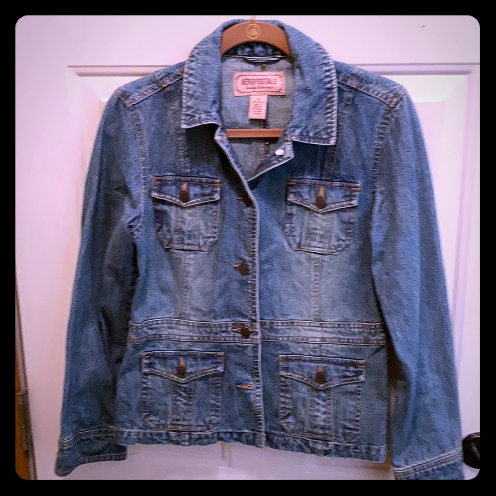Aeropostale Jean jacket Size S
